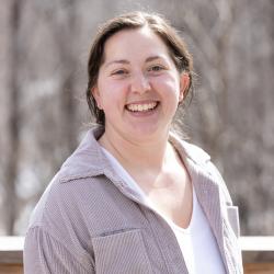 A staff photo of Naomi Brattlof.