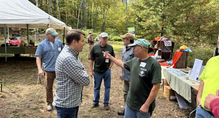 Phil Primack talks with Congressman Chris Pappas.