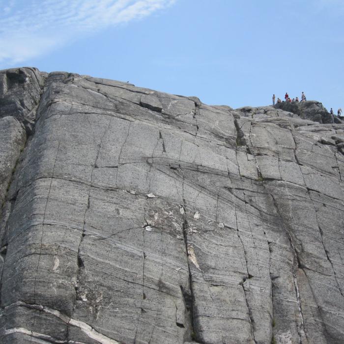 A vertical cliff on the mountain.