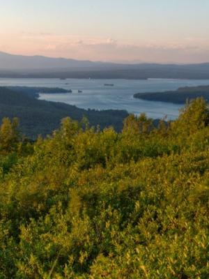 Morse Preserve overlooking Lake Winnipesaukee by Jerry Monkman/Ecophotography